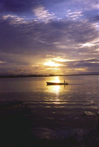 Alba sul Rio delle Amazzoni